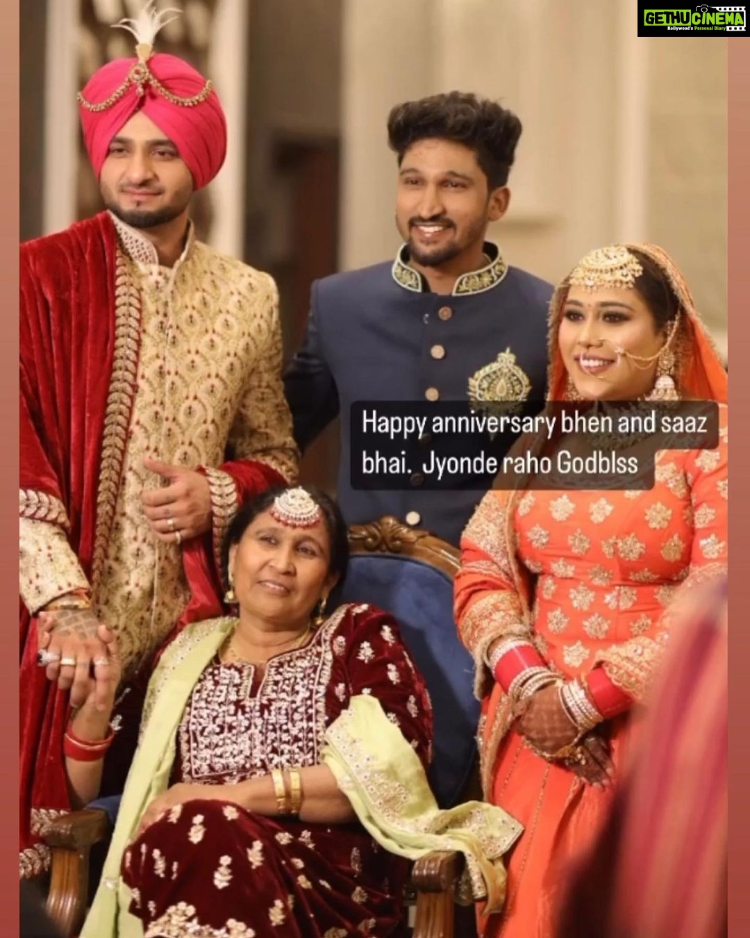 Afsana Khan Instagram - ਤਿਓਹਾਰਾਂ ਦਾ ਤਿਉਹਾਰ ਰੱਖੜੀ ਦਾ ਤਿਓਹਾਰ ਜਿਸ ਵਿੱਚ ਹੁੰਦਾ ਹੈ ਭੈਣ ਭਰਾ ਦਾ ਪਿਆਰ ਭੈਣ ਭਰਾ ਖੁਸ਼ ਰਹਿਣ ਹਮੇਸ਼ਾ ਇਹ ਚਾਹੁੰਦਾ ਹੈ ਸਾਰਾ ਸੰਸਾਰ।। ਮੇਰੇ ਦੋ ਅਨਮੋਲ ਰਤਨ ਹੀਰੇ ਵੀਰੇ ਹੈਪੀ ਰੱਖੜੀ ਵੀਰੇ @khudaabaksh ❤️ 🫶@sidhu_moosewala ❤️🫶 Chandigarh, India