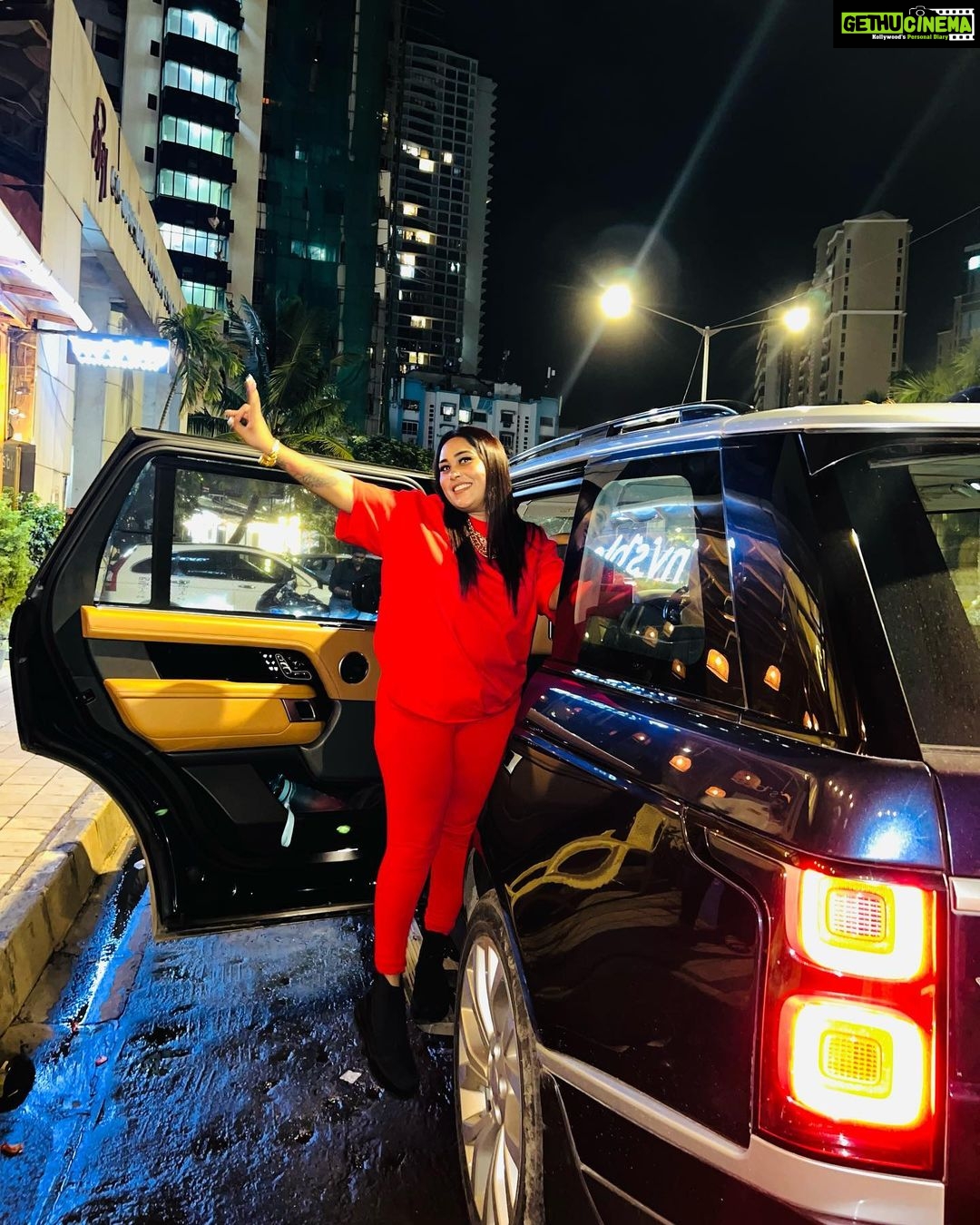 Afsana Khan Instagram - MUMBAI MERI JAAN ❤️ 1 bhk Oshiwara
