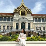Aishwarya Sharma Bhatt Instagram - Brought India in Bangkok ❤️ with my love @bhatt_neil 😘😇 Outfit: @budandtulip Styling: @styling.your.soul #aishwaryasharma #neilbhatt #bangkok #indainattire #thegrandpalace #grandpalacebangkok #ancientplace #thailanddiaries Grand Palace: Royal Chapel of the Emerald Buddha