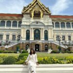 Aishwarya Sharma Bhatt Instagram - Brought India in Bangkok ❤️ with my love @bhatt_neil 😘😇 Outfit: @budandtulip Styling: @styling.your.soul #aishwaryasharma #neilbhatt #bangkok #indainattire #thegrandpalace #grandpalacebangkok #ancientplace #thailanddiaries Grand Palace: Royal Chapel of the Emerald Buddha