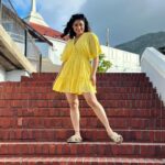 Aishwarya Sharma Bhatt Instagram – Yellow Yellow .. Marshmallow🤣🤪

Outfit: @fashionvilla0111
Styling: @styling.your.soul 

#aishwaryasharma #khatronkekhiladi #khatronkekhiladi13 #kkk13 #colorstv Cape Town, South Africa