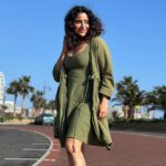 Aishwarya Sharma Bhatt Instagram - This song is a vibe in itself 💃🏻❤️ Styled by @purvabansal5 Outfit @label.sugar #khatronkekhiladi #khatronkekhiladi13 #kkk13 #aishwaryasharma #colorstv