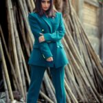 Aishwarya Sharma Bhatt Instagram - “The Husband’s Collection” Concept by @bhatt_neil 😁 Wearing @bhatt_neil Styling @styling.your.soul Photographer @van_photography @_megapixelphotography Makeup @celebsmakeupbysejal Hair @furiya_artist Jewellery @gulabee.accessoriesofficial #aishwaryasharma #neilbhatt #photoshoot #husbandscollection #picturesoftheday #bosslady #khatronkekhiladi # kkk13 # khatronkekhiladi13