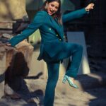 Aishwarya Sharma Bhatt Instagram - “The Husband’s Collection” Concept by @bhatt_neil 😁 Wearing @bhatt_neil Styling @styling.your.soul Photographer @van_photography @_megapixelphotography Makeup @celebsmakeupbysejal Hair @furiya_artist Jewellery @gulabee.accessoriesofficial #aishwaryasharma #neilbhatt #photoshoot #husbandscollection #picturesoftheday #bosslady #khatronkekhiladi # kkk13 # khatronkekhiladi13