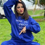 Aishwarya Sharma Bhatt Instagram - What’s your point of view??? PC 📸 @sheezan9 🤗 Outfit @muvazo_official Styled by @stylebysaachivj Team @sanzimehta777 @styledbynikinagda #aishwaryasharma #khatronkekhiladi #khatronkekhiladi13 #kkk13 #colorstv