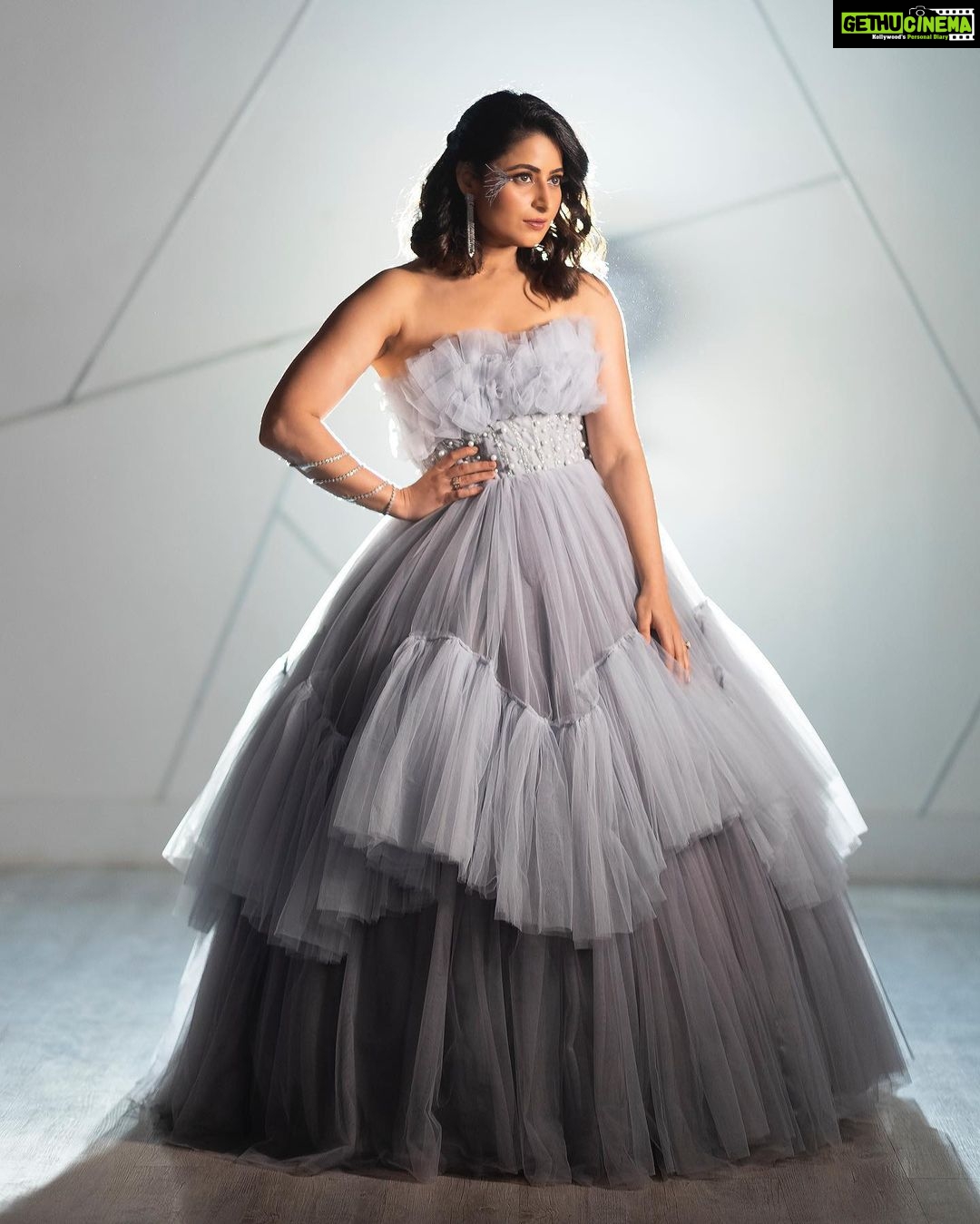 Aishwarya Sharma Bhatt Instagram - Fairyland π§πΌββοΈ Styling & Concept: @styling.your.soul Outfit: @mona_fashion_studio07 Earpiece: @sejalcreation23 Shoot coordinated by: @socialpinnaclepr Captured by: @van_photography @_megapixelphotography Makeup by: @celebsmakeupbysejal Hair Artist: @furiya_artist Location: @ukiyostudio.in #aishwaryasharma #photoshoot #fairytail #ootd