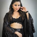 Aishwarya Sharma Bhatt Instagram - Don’t be the Same .. be Better 🖤 Wearing @stylejunkiie Styled by @styling.your.soul PC @creative_babu_01 #aishwaryasharma #neilbhatt #bombaytimesfashionweek #bombaytimesfashionweek2023 #womaninblack #maninblack #couplegoals #fashiongram #fashionista #neilkiaish #rocktheworld