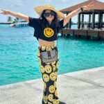 Aishwarya Sharma Bhatt Instagram - Dil bole #maldives 🏝️🐚🏖️🌊 @travelwithjourneylabel @velassarumaldives #VelassaruMaldives #LuxuryUndressed #SmallLuxuryHotels #JourneyLabel #TravelWithJourneyLabel #YouAreSpecial #ThinkHolidayThinkJourneyLabel #LuxuryHoliday #maldives VELASSARU MALDIVES