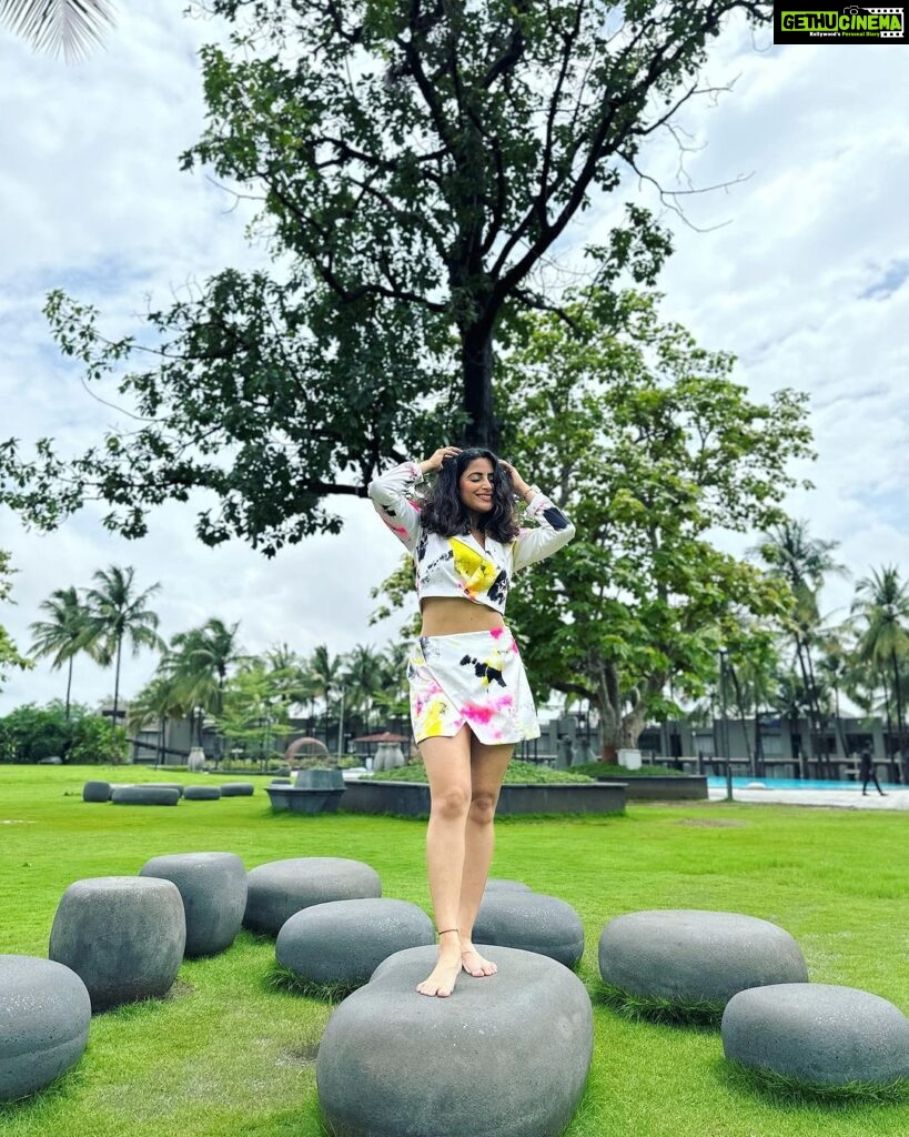 Aishwarya Sharma Bhatt Instagram - ❤❤❤ Use "AISHWARYA10" to avail Exclusive offer while booking.. For reservations, Call or WhatsApp on - +917045970727. @treatresort_silvassa @urban.nxt @treat.hotels.and.resorts Styled by @purvabansal5 Outfit @barrooni.in #aishwaryasharma #treatresort #funtime #ootd #travelling #traveldiaries #breathfreshair #staypositive
