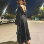 Akasa Instagram - if you are not vulnerable, there’s a lot less pain.. but also a lot less love 🖤 • • • • • • • #akasa #akasasingh #akasasing #akasakebesties #akasians #trending #love #fyp #explore #fashion #ootd #femininegoddess #trendingreels #naagin #shringaar #biggboss #thick #punjaban #trendingsongs
