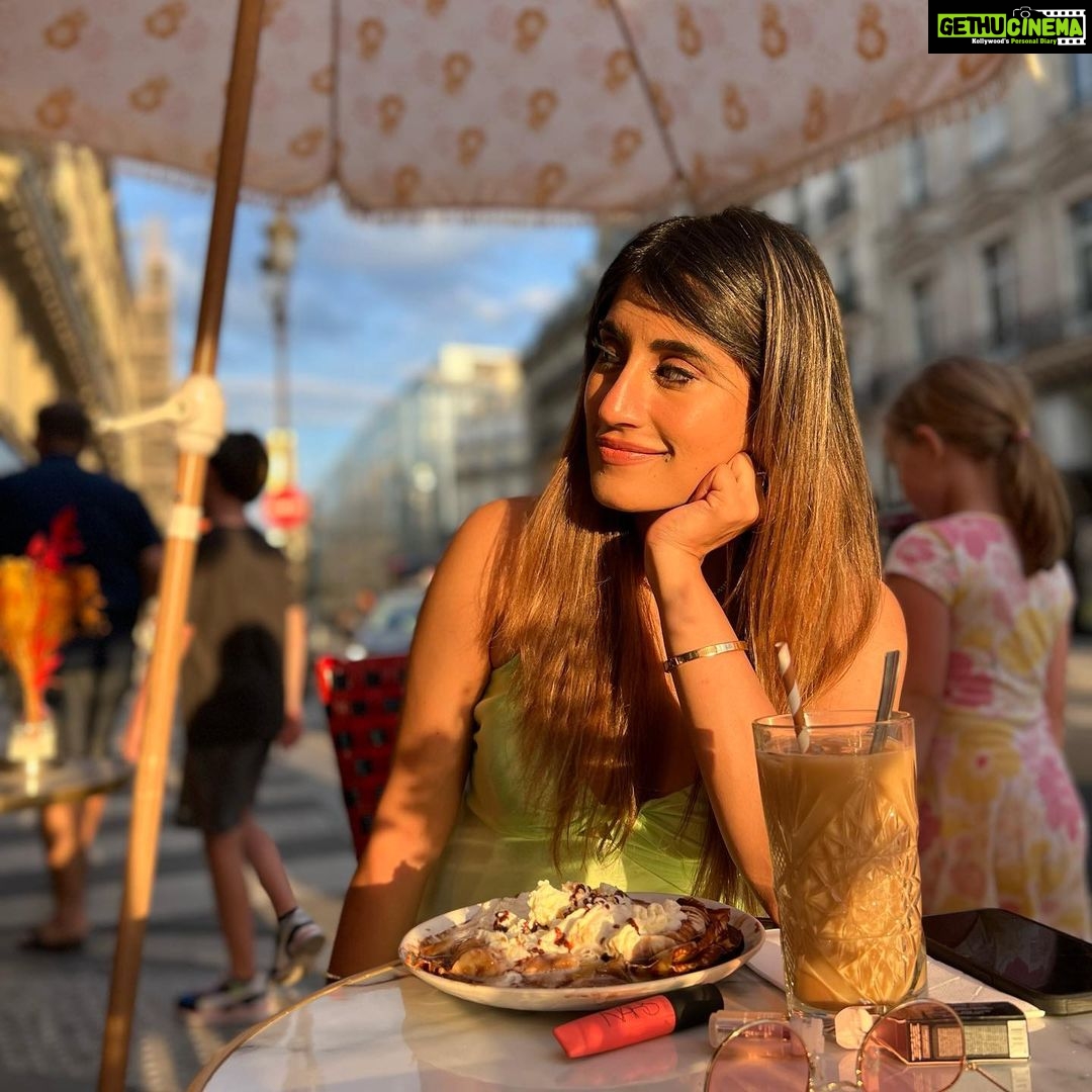 Akasa Instagram - low res photos but HD vibes š¬ā
#photodump ⢠⢠⢠⢠⢠⢠#akasa #akasasingh #akasasing #akasakebesties #akasians #trending #love #fyp #explore #fashion #ootd #femininegoddess #trendingreels #naagin #shringaar #biggboss #thick #punjaban #trendingsongs