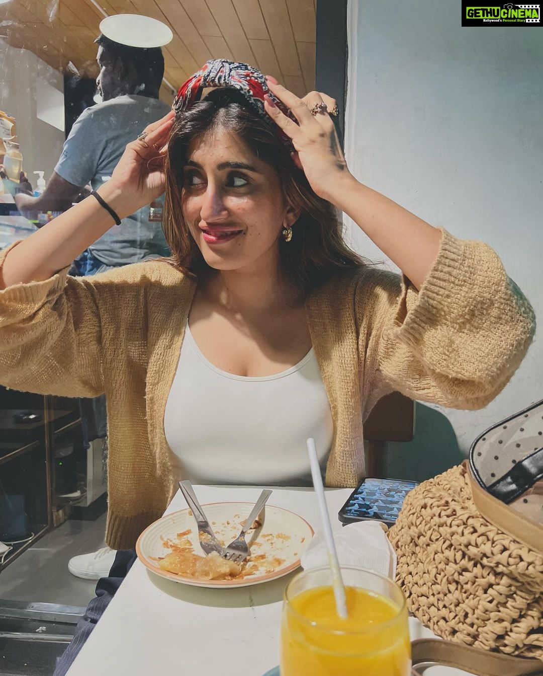 Akasa Instagram - low res photos but HD vibes š¬ā
#photodump ⢠⢠⢠⢠⢠⢠#akasa #akasasingh #akasasing #akasakebesties #akasians #trending #love #fyp #explore #fashion #ootd #femininegoddess #trendingreels #naagin #shringaar #biggboss #thick #punjaban #trendingsongs