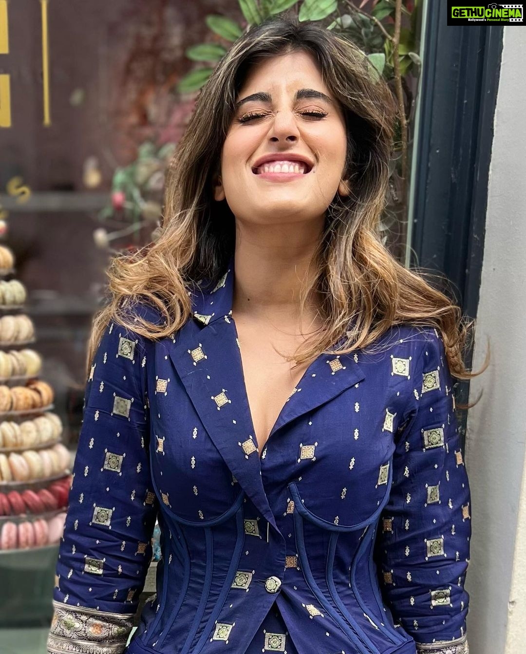 Akasa Instagram - low res photos but HD vibes š¬ā
#photodump ⢠⢠⢠⢠⢠⢠#akasa #akasasingh #akasasing #akasakebesties #akasians #trending #love #fyp #explore #fashion #ootd #femininegoddess #trendingreels #naagin #shringaar #biggboss #thick #punjaban #trendingsongs