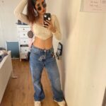 Akasa Instagram - i like clothes. #dump • • • • • • • • #akasa #akasasingh #akasasing #akasakebesties #akasians #trending #love #fyp #explore #fashion #ootd #femininegoddess #trendingreels #naagin #shringaar #biggboss #thick #punjaban #trendingsongs #selfies #outfit #mirrorselfie