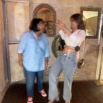 Akasa Instagram - mere camera roll mein bohot saman hai…. #dump • • • • • • #akasa #akasasingh #akasasing #akasakebesties #akasians #trending #love #fyp #explore #fashion #ootd #femininegoddess #trendingreels #naagin #shringaar #biggboss #thick #punjaban #trendingsongs #april
