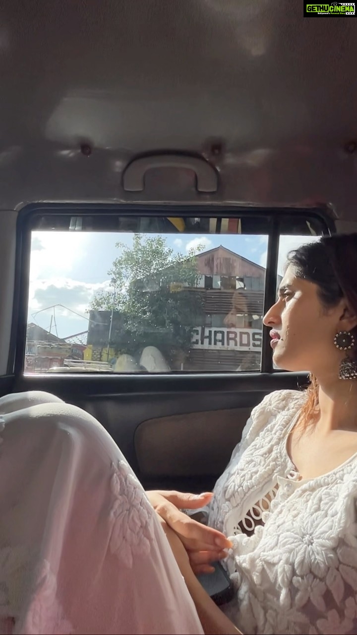 Akasa Instagram - saudade • 📸: @starvingartistfilms • • • #akasa #akasasingh #akasasing #akasakebesties #akasians #trending #love #fyp #explore #fashion #ootd #femininegoddess #trendingreels #naagin #shringaar #biggboss #thick #punjaban #trendingsongs
