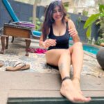 Akasa Instagram - mere camera roll mein bohot saman hai…. #dump • • • • • • #akasa #akasasingh #akasasing #akasakebesties #akasians #trending #love #fyp #explore #fashion #ootd #femininegoddess #trendingreels #naagin #shringaar #biggboss #thick #punjaban #trendingsongs #april