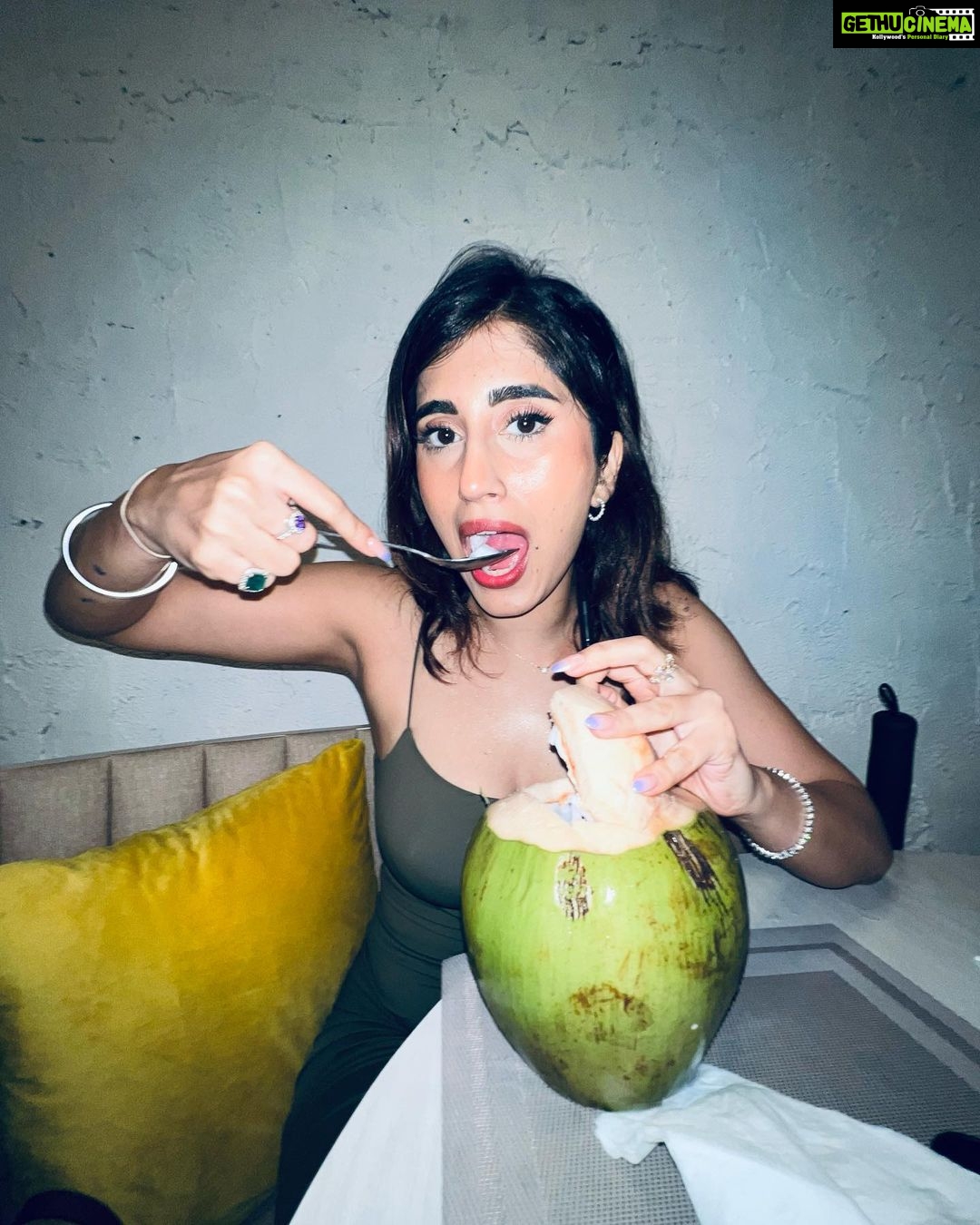 Akasa Instagram - Kang saab de golden words π€πΌ β’ β’ β’ β’ β’ β’ β’ β’ β’ β’ β’ β’ β’ β’ #akasa #akasasingh #akasasing #akasakebesties #akasians #trending #love #fyp #explore #fashion #ootd #femininegoddess #trendingreels #naagin #shringaar #biggboss #thick #punjaban #trendingsongs #food #travel #phuket# Phuket, Thailand