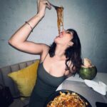 Akasa Instagram - Kang saab de golden words 🤌🏼 • • • • • • • • • • • • • • #akasa #akasasingh #akasasing #akasakebesties #akasians #trending #love #fyp #explore #fashion #ootd #femininegoddess #trendingreels #naagin #shringaar #biggboss #thick #punjaban #trendingsongs #food #travel #phuket# Phuket, Thailand