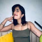 Akasa Instagram - Kang saab de golden words 🤌🏼 • • • • • • • • • • • • • • #akasa #akasasingh #akasasing #akasakebesties #akasians #trending #love #fyp #explore #fashion #ootd #femininegoddess #trendingreels #naagin #shringaar #biggboss #thick #punjaban #trendingsongs #food #travel #phuket# Phuket, Thailand
