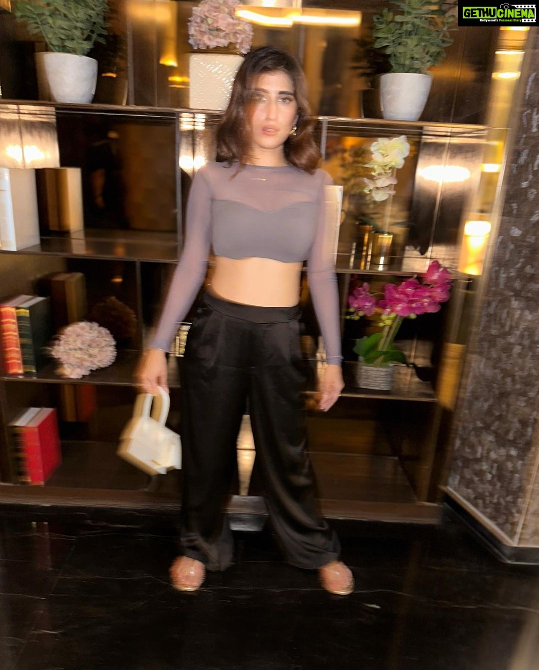 Akasa Instagram - last slide hi jindgi hai • 📸: @aasa.sing • • • • • • • • • • • • • • • #akasa #akasasingh #akasasing #akasakebesties #akasians #trending #love #fyp #explore #fashion #ootd #femininegoddess #trendingreels #naagin #shringaar #biggboss #thick #punjaban #trendingsongs
