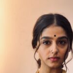 Anaswara Rajan Instagram - Wrapped in femininity 🪷🌙 @rizwan_themakeupboy 🫶🏽