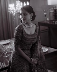 Anaswara Rajan Instagram - ✨🍷 📷 @aijithzen