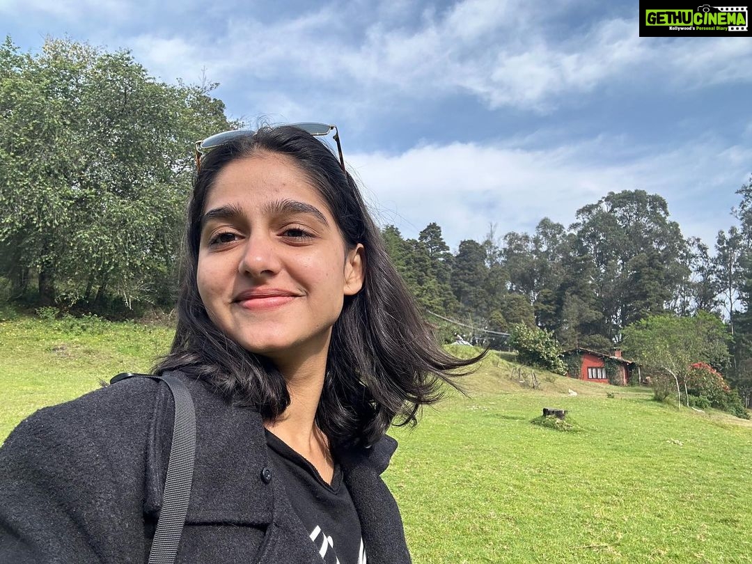 Anaswara Rajan Instagram - Scotland mornings will be exactly like mornings in Kodai. You know what i mean? 🤭😁 Kodaikanal, tamil nadu