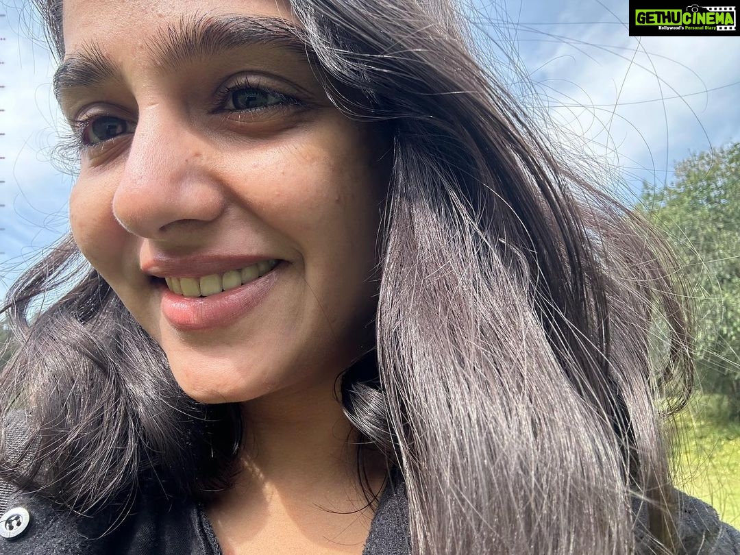 Anaswara Rajan Instagram - Scotland mornings will be exactly like mornings in Kodai. You know what i mean? 🤭😁 Kodaikanal, tamil nadu