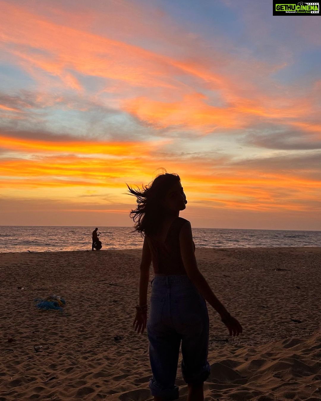 Anaswara Rajan Instagram - The sky, sunset and the moon 🌙✨