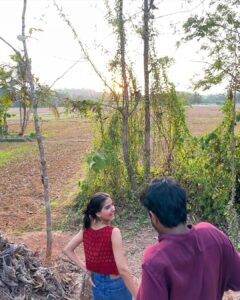 Anaswara Rajan Instagram - POV: you missed theyyam season🥹🥲
A visit to my home town 🫶🏽
#hometown