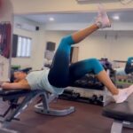 Andrea Jeremiah Instagram - When I show up sleepy to gym & @krash2fit makes me do this 😵‍💫 @thetraininglab.in #fitness #workout #reelsinstagram