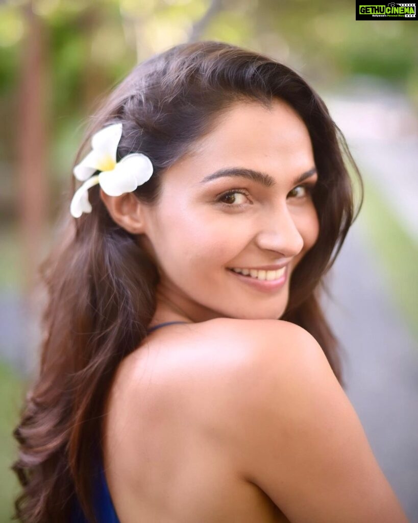 Andrea Jeremiah Instagram - Peek-a-Bali 🌸🤪🌸 @gtholidays.in 📸 @as_baliphotography #bali #indonesia #solo #travel #globetrotter #travelgram #gtholidays