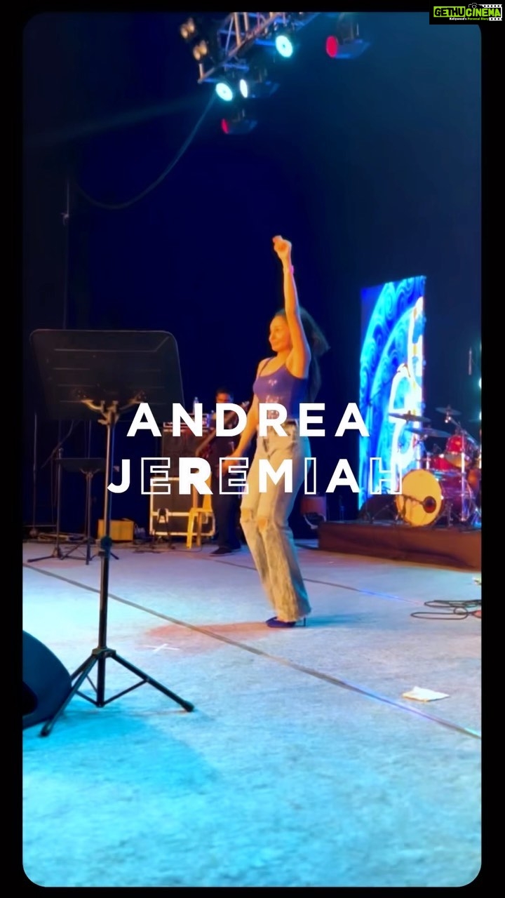 Andrea Jeremiah Instagram - My heart goes 🎶🥁🎤 when I’m #onstage ❤️❤️❤️ and this year it’s only getting bigger & better 🔥🔥🔥 #2023 here we come ☄️☄️☄️ Video edit @btosproductions #thejeremiahproject #andreajeremiah #live #band #music #tamil #reelsinstagram #reels