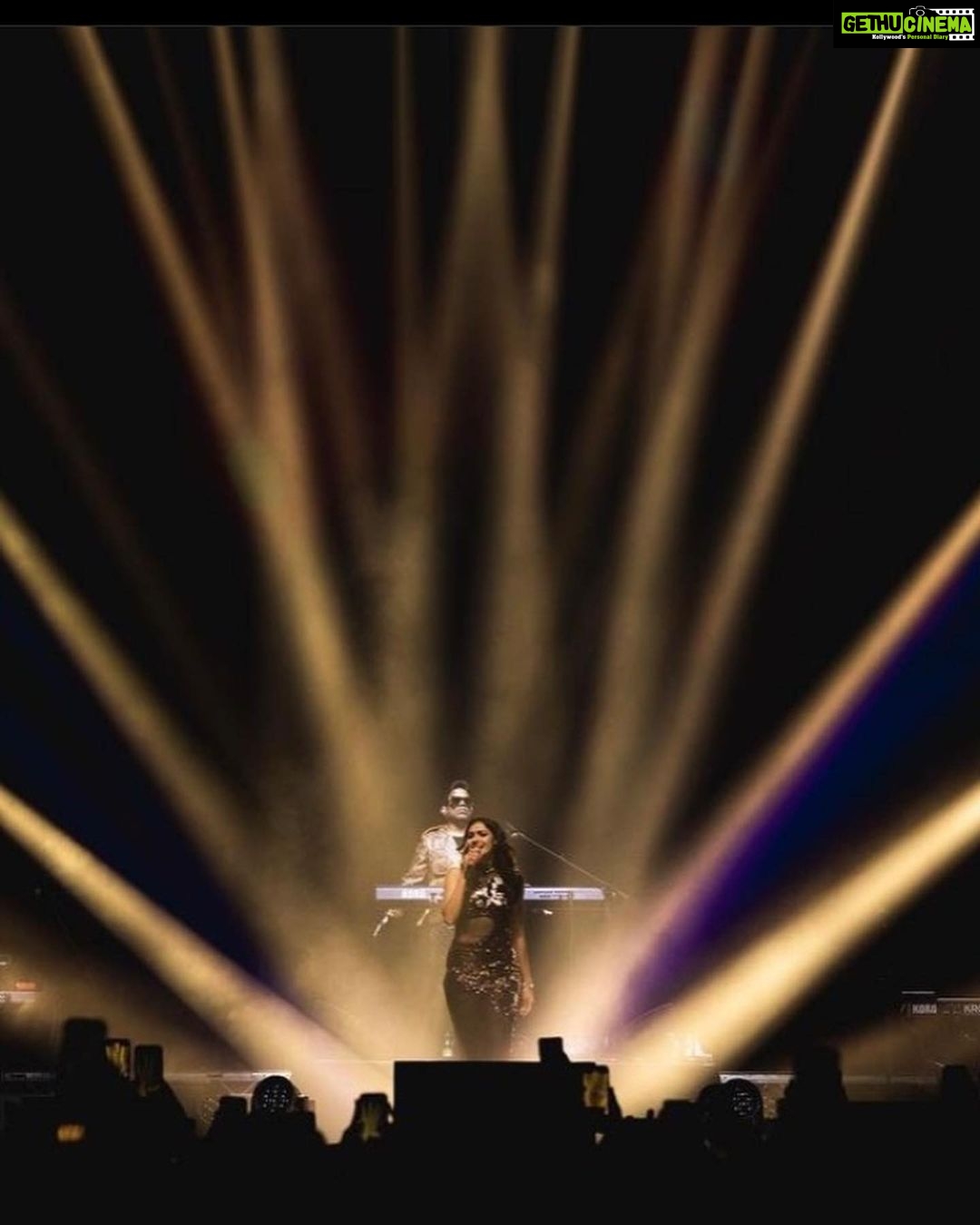 Andrea Jeremiah Instagram - And itβs a #wrap for #highonyuvan2023 β€οΈβπ₯β€οΈβπ₯β€οΈβπ₯ Much love to all the lovely people who came to our shows π€π€π€hope to see you soon πππ #tamil #music #onstage #live #yuvan #andreajeremiah #tour #band #musician