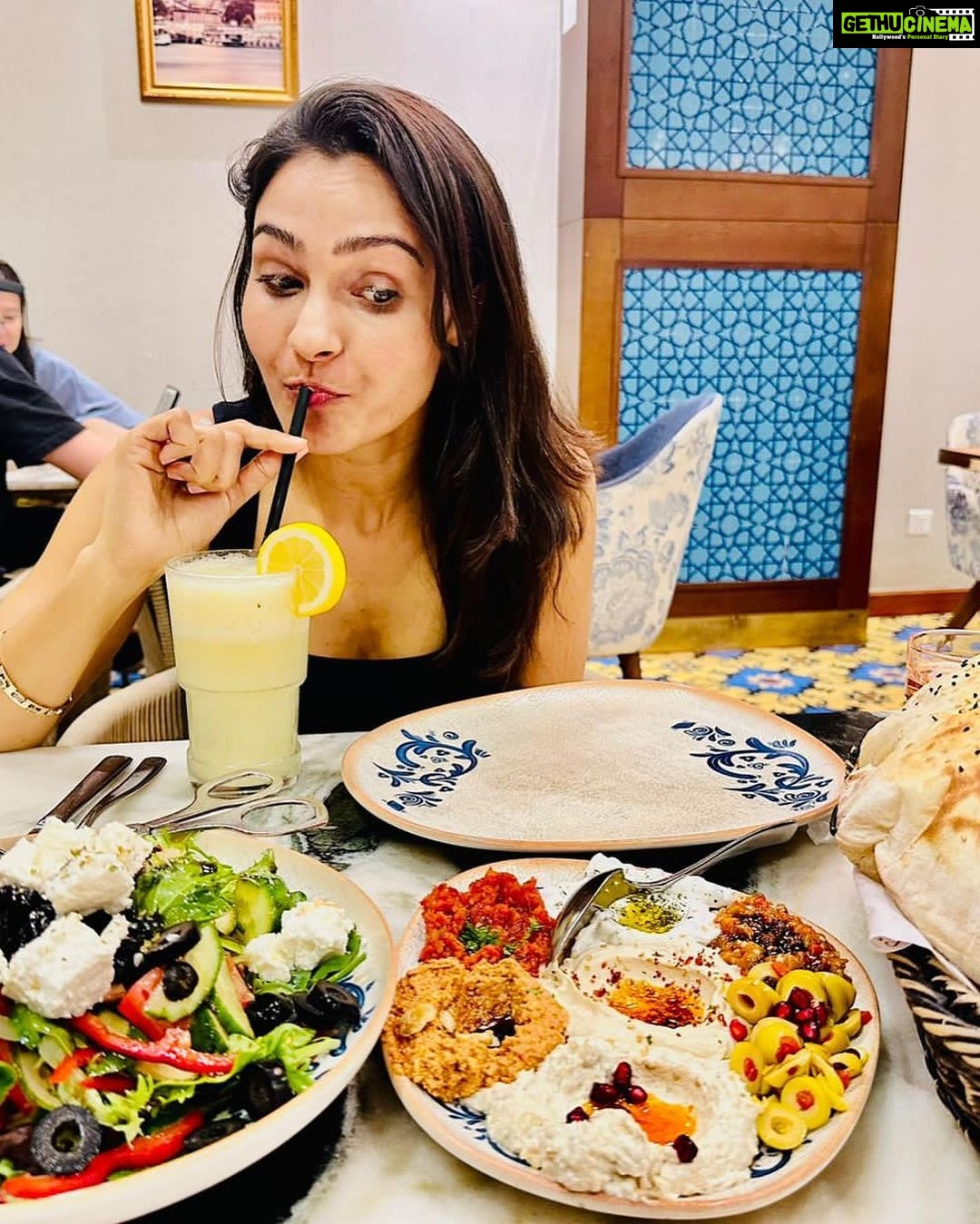 Andrea Jeremiah Instagram - From #dubai to #dindigul… the week that was ☀️🐶💕🐮