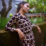 Andrea Jeremiah Instagram - Batik X Bali 😎😎😎 📸 @as_baliphotography #batik #batikmodern #bali #indonesia #solo #travel #gtholidays