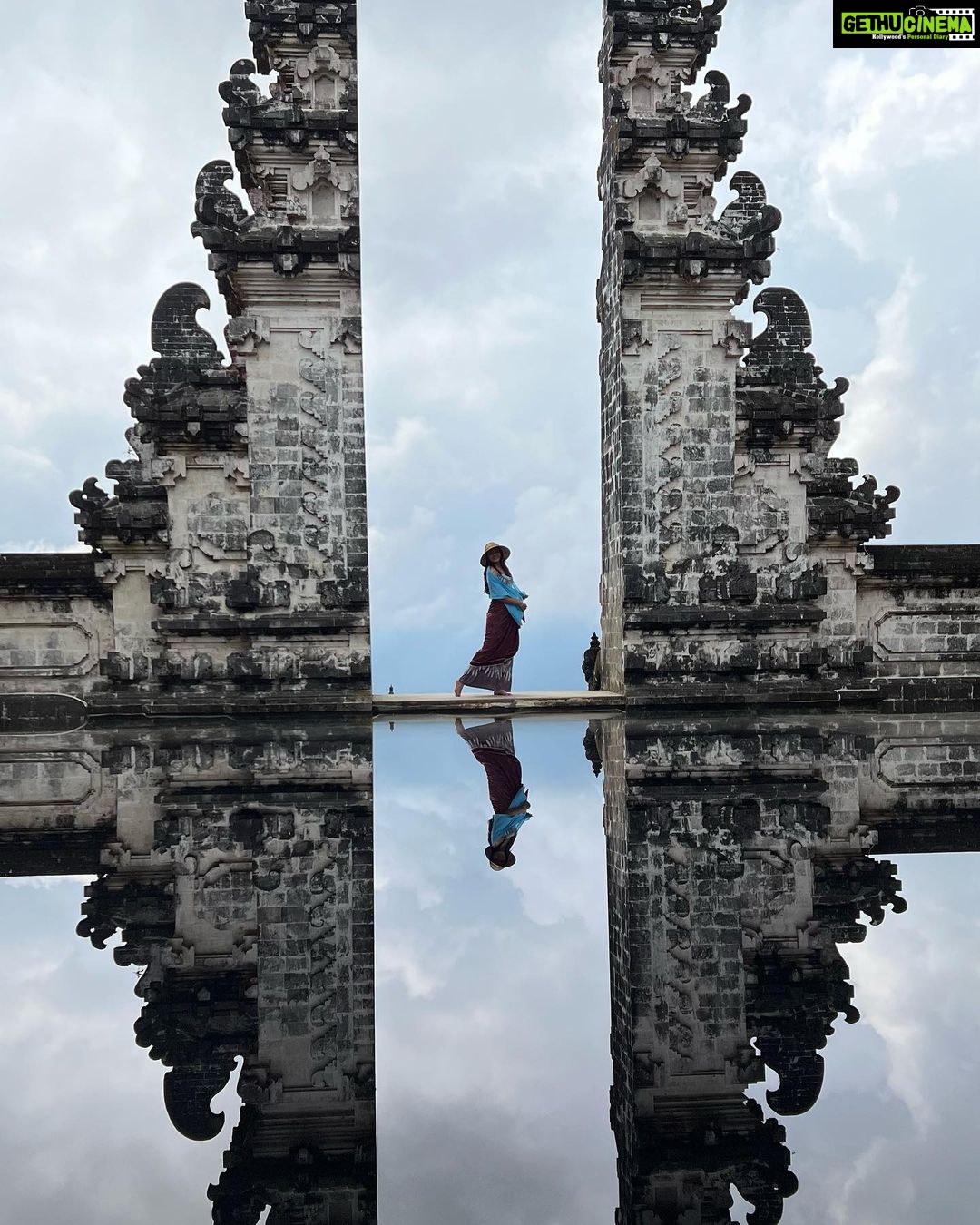 Andrea Jeremiah Instagram - Waited 3 hours to take a pic here(anyone who knows me knows how much I hate waiting)πππ But hey, itβs #lempuyangtemple & my first ever trip to #bali so #totallyworthit ππ»ππ»ππ» Thank you @gtholidays.in for finally getting me here despite my many cancellations πππ #2023 is off to a good start π₯ #gtholidays #solotravel #globetrotter #indonesia #ubud #travel #shotoniphone Lempuyang Temple, Bali, Indonesia
