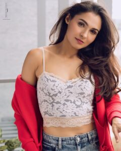 Andrea Jeremiah Instagram - Last post of #2022 🎈🎈🎈 

📸 @prachuprashanth 
MUH @prakatwork @motwanikiara