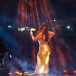 Andrea Jeremiah Instagram - Salem 💚💚💚 We partied hard 💥💥💥 Thank you for being an amazing audience & staying patient through our technical difficulties… lots of love to each & every one of you 😘😘😘 📸 @rp3825 MUH @scarlet_makeup_artisty #thejeremiahproject #live #tamil #music #band #onstage #salem #andreajeremiah #andrea