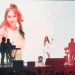 Andrea Jeremiah Instagram - Thank you Singapore 🤍 hope to be back soon 💋 📸 @rp3825 MUH @blushbeautybeyond #thejeremiahproject #tamil #music #band #onstage #live #singapore #andreajeremiah
