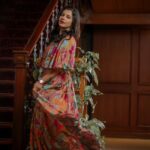 Angana Roy Instagram - Shoot for @bartaman_sukhigrihokon 🌻 #photoshoot #mondaypost #fashionshoot #colourful #lookoftheday #lehengalove #august #monsoonseason #lovefromA #anganaroy
