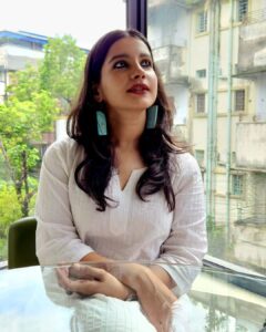 Angana Roy Instagram - Keeping it simple in white today!
Rainy day musings

#white #whiteoutfit #rainyday #kolkatagram #kolkatarain #pictureoftheday #monsoonseason #musings #lovefromA #candid #igdaily #thursday #thursdaystyle