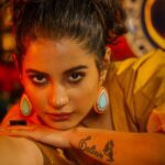 Angana Roy Instagram - তাকিয়ে থাকা মানেই দেখতে পাওয়া নয় #photoshoot #wednesday #postoftheday #fashionshoot #designerdresses #hairstyle #lookbook #eyesmakeup #makeover #lovefromA