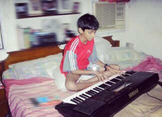 Anirudh Ravichander Instagram - Who dat ? 😃