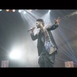 Anirudh Ravichander Instagram - Once upon a time there was a crazy night in Kochi 🔥 Endha Kochi, polichille.. 💣 #OnceUponATimeTour #EagleIsComing @anirudhofficial @passionstudiosoffl_ @jagadish_palanisamy #SudhanSundarm @insider.in @sudarmani.in @redfmmalayalam