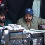 Antony Varghese Instagram - 2019 ല്‍ ആണ് നഹാസും ബഡിയും കഥ പറയാന്‍ ആദ്യം വരുന്നത് , കുറെ നാളത്തെ ചര്‍ച്ചകള്‍ക്കു ശേഷം ഞങ്ങള്‍ സിനിമ ചെയ്യാന്‍ തീരുമാനിക്കുന്നു . ' ആരവം ' അവിടെ തുടങ്ങുന്നു . മാര്‍ച്ച്‌ ആദ്യആഴ്ച പടം തുടങ്ങി ഏകദേശം 8 ദിവസത്തിന് ശേഷം കോവിഡ് കാരണം നമ്മള്‍ ഷൂട്ട്‌ നിര്‍ത്തുന്നത് . ആരവം ഒരുപാട് ആര്‍ട്ടിസ്റ്റ്കള്‍ ഉള്ള പടം ആയിരുന്നു കൊറോണ കഴിഞ്ഞും കുറെ നിയന്ത്രണങ്ങള്‍ ഉള്ള കാരണം പിന്നെയും വൈകി അതിനു ശേഷം പല കാരണങ്ങള്‍ കാരണം അത് നടന്നില്ല ... അപ്പോഴും പല കഥകളക്കായി നഹാസ് നോക്കുന്നുണ്ടായിരുന്നു . ഒന്നും ശരിയാകുന്നില്ല , അങ്ങനെയാണ് 2 ഷോര്‍ട്ട് ഫിലിംസ് ചെയ്യുന്നത് . ആദ്യത്തെ ഷോര്‍ട്ട് ഫിലിം ഇറങ്ങുന്ന സമയം അവനെക്കാള്‍ കൂടുതല്‍ ടെന്‍ഷന്‍ നമ്മള്‍ക്ക് ആര്‍ന്നു പക്ഷെ രണ്ടും ഹിറ്റ് പ്രതീക്ഷിച്ചതിലും മുകളില്‍ ഒരുപാടു നല്ല അഭിപ്രായങ്ങള്‍ , വീണ്ടും സിനിമയുടെ അവസരങ്ങള്‍ വന്നു തുടങ്ങുന്നു . ഒരു ദിവസം നഹാസ് പിന്നെയും വന്നു ഇത്തവണ ഒരു കഥമാത്രം ഒള്ളു സ്ക്രിപ്റ്റ് കഴിഞ്ഞിട്ടില്ല കഥ കേൾക്കുന്നതിനു മുന്നേ പറഞ്ഞു നമ്മൾ ഈ പടം ചെയ്യും.. അതു നഹാസിനോടുള്ള വിശ്വാസം മാത്രമല്ല ഒരു കടമകൂടിയായിരുന്നു പടത്തിന്റെ പേരാണ് പിന്നെ ആദ്യം പറയുന്നത് RDX . നിര്‍മ്മാതാവ് ആയി സോഫിയ ചേച്ചിയും. മിന്നൽമുരളി കഴിഞ്ഞു വീക്കെന്റിന്റെ അടുത്ത പടം.നമ്മൾഡബിൾ ഓക്കേ. അങ്ങനെയാണ് ഡോണി യുടെ യാത്ര തുടങ്ങുന്നത് . പിന്നീട് ഷൈന്‍ ബ്രോയും നീരജ് ഭായിയും എത്തി അങ്ങനെ RDX ആയി. ആദ്യം ഷൂട്ട്‌ തീരുമാനിച്ചത് കഴിഞ്ഞ വര്ഷം സെപ്റ്റംബര്‍ ആയിരുന്നു എല്ലാം റെഡിയായി ഫുള്‍ ടീം സെറ്റ് ഷൂട്ട്‌ തുടങ്ങുന്നതിനു 2 ദിവസം മുന്പ് എന്‍റെ കൈക്ക് പരുക്ക് പറ്റുന്നത് . ഷൂട്ട്‌ മുടങ്ങി ഒരുപാട് ഫൈറ്റ് ഉള്ള സിനിമയാണ് കൈ ശരിയാവാതെ ഒന്നും നടക്കില്ല ഡോക്ടര്‍ ആണേല്‍ 3 മാസം റെസ്റ്റും പറഞ്ഞിരിക്കുന്നു. ഒരു സിനിമ കൊറോണ കാരണം മുടങ്ങി അടുത്ത സിനിമ തുടങ്ങാന്‍ പോയപ്പോള്‍ ദാ ഇങ്ങനയും നഹസ്സിന്റെ അവസ്ഥ കണ്ടിട്ട് ഞാന്‍ അവനോടു പറഞ്ഞു നീ ഡോണി വേറെ ആരെയെങ്കിലും വച്ച് ചെയ്തോളൂ എനിക്ക് കുഴപ്പം ഇല്ലാ എന്ന് , കാരണം ഒരുപാട് പേരുടെ ഡേറ്റ് വേണ്ട സിനിമയാണ് ഷൂട്ട്‌ മാറ്റിയാല്‍ എല്ലാം കൊളമാകും പക്ഷെ നഹാസ്സും സോഫിയ ചേച്ചിയും പറഞ്ഞു നമ്മള്‍ ഈ പടം ചെയ്യും ഒരുമിച്ചു അതിപ്പോ 3 അല്ല 4 മാസം കഴിഞ്ഞാലും , ബാക്കി എല്ലാവരും ഒരുപാട് ശ്രമിച്ചു അവരുടെ ഡേറ്റ് ഡിസംബര്‍ സമയം ആക്കി . അതില്‍ ഒരുപാടു നന്ദിയുണ്ട് എല്ലാവരോടും.. അങ്ങനെ എല്ലാ പ്രതിസന്ധികളും തരണം ചെയ്ത് ഞങ്ങളുടെ സിനിമ നഹാസ്സിന്റെ സിനിമ ഈ 25 നു എത്തുകയാണ് , നിങ്ങള്‍ എല്ലാവരുടെയും മുന്നിലേക്ക്.... കൂടുതല്‍ ഒന്നും പറയുന്നില്ല ബ്രോ നന്ദി ഒരുപാട് നന്ദി..