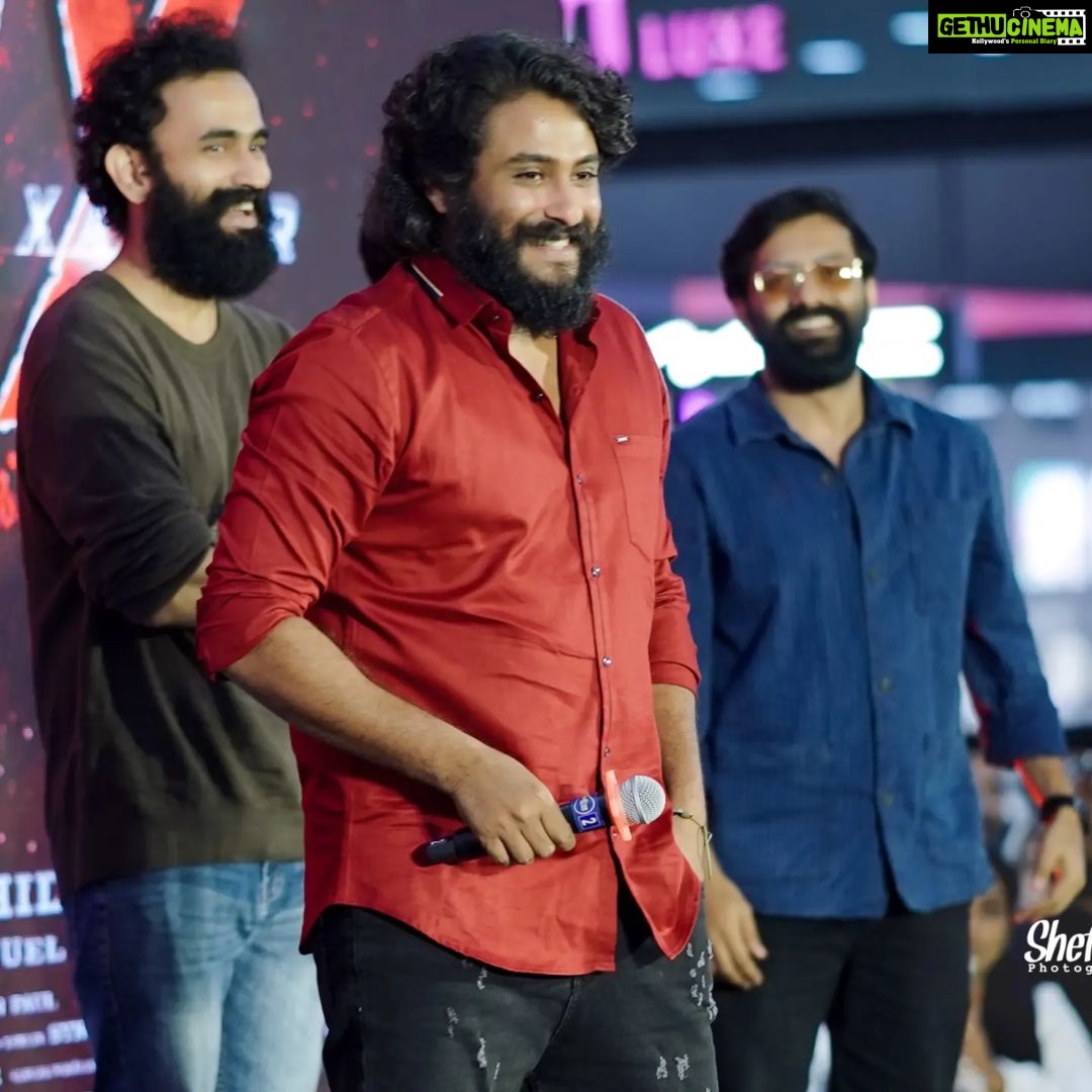 Antony Varghese Instagram - Thankyou kochi ❤️ LuLu Mall Kochi