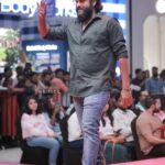 Antony Varghese Instagram - ❤️ #RDXOnam #OfficialTrailerRelease #RDX #RDXMOVIE #Letthefightbegin Lulu Mall Trivandrum