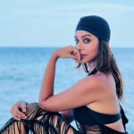 Anupriya Goenka Instagram - 🖤 Wearing @labeld @dimpleshroffofficial you have my heart! Pics by @chunkymathew - thank you for being so gracious @wmaldives @sarvesh_shashi #sea #holiday #look #fyp